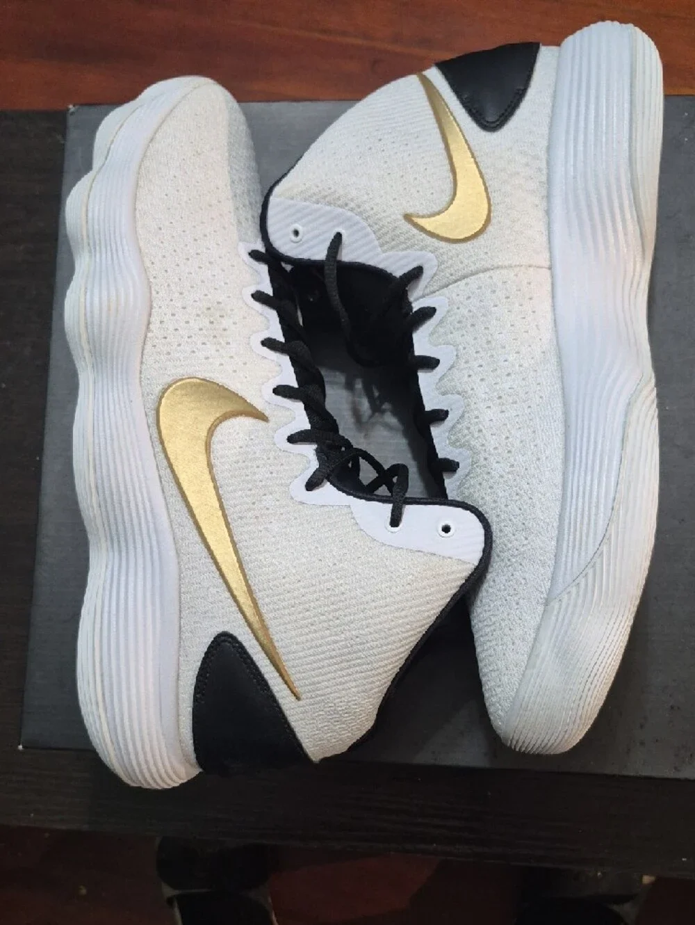SAMPLE Nike Hyperdunk 